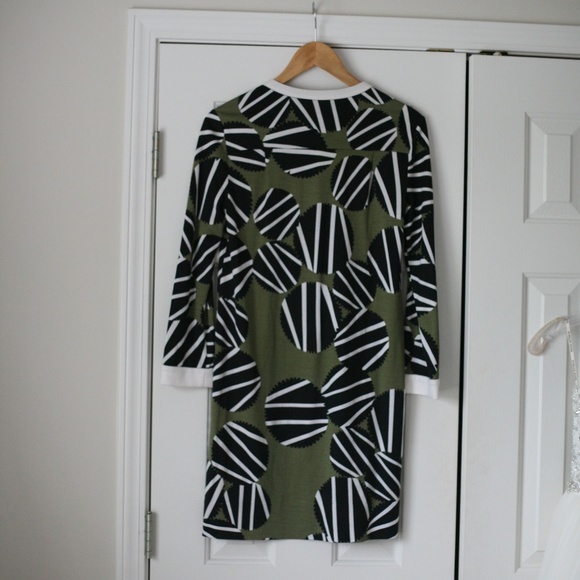 Diane Von Furstenburg silk geometric shift dress - Picture 6 of 6